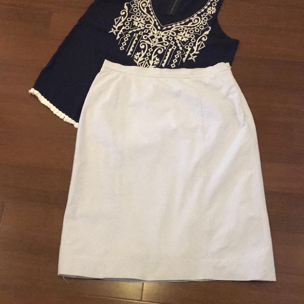 BROOKS BROTHERS Blue Seersucker Pencil Skirt